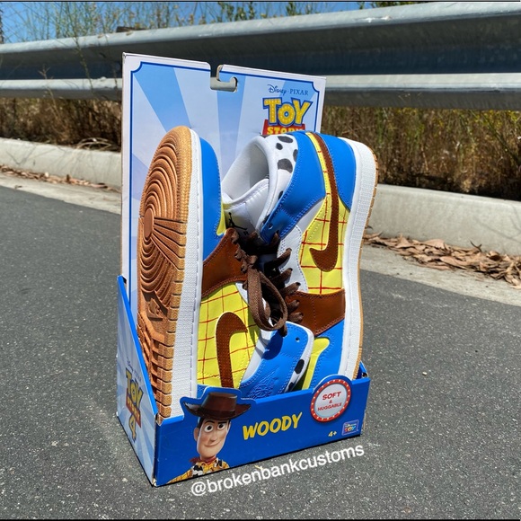 Custom Jordan 1 Toy Story Woody Edition - Picture 5 of 5